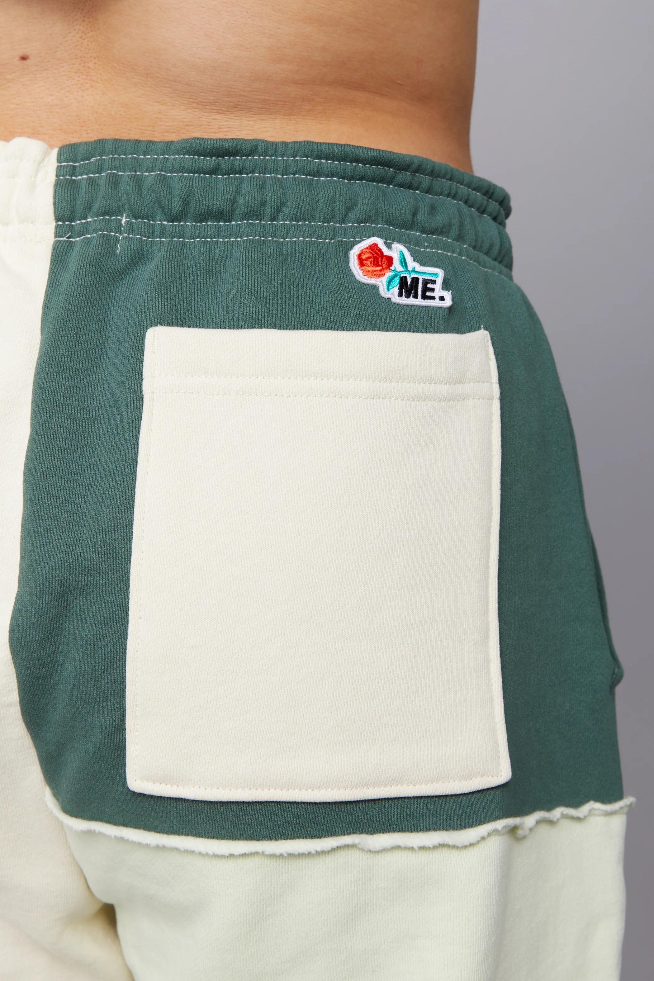 ME. Patchwork Sweatpants Moss - Image 6